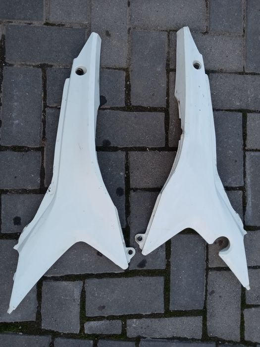 Vând carene honda crf 250R an 2013-2018