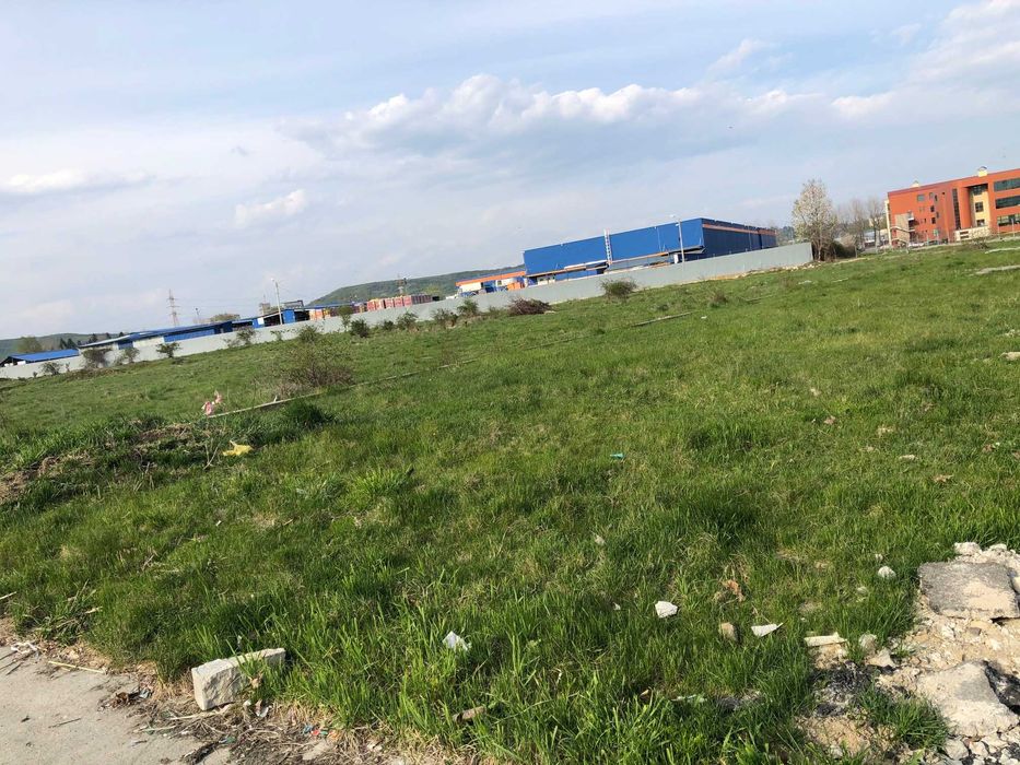 Teren intravilan zona nord Dedeman Targoviste