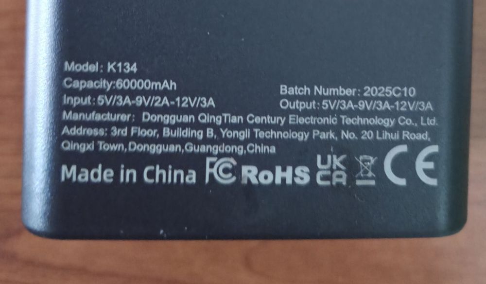 Baterie Externa 60000 mAh cu Incarcare Super-Rapida de 66W