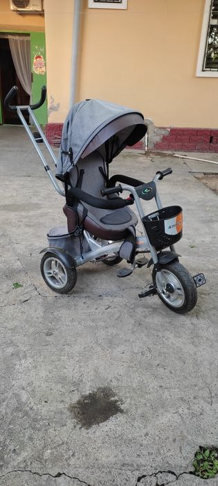 Велосипед трёх колёсный