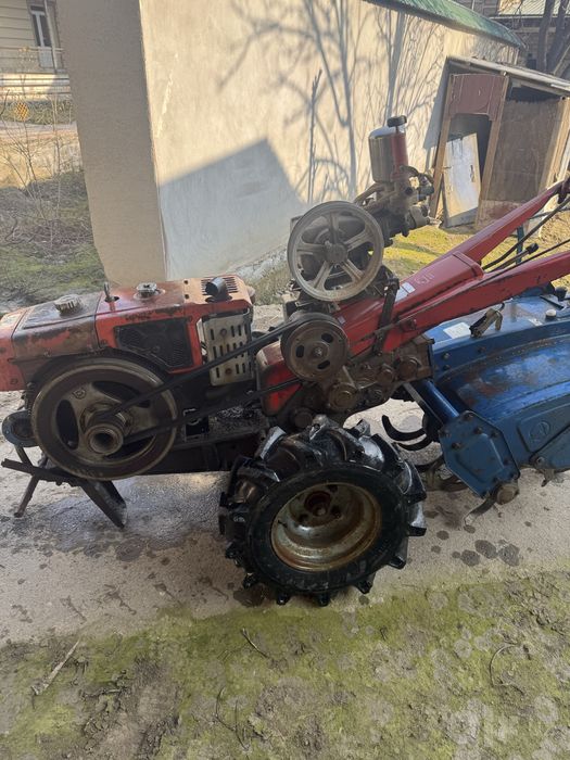 Meni koreski traktor