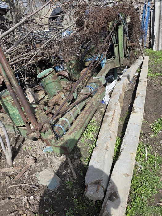 Vând  tractor u650 și utilaje agricole,toate  funcționale