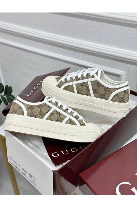Дамски кецове Gucci