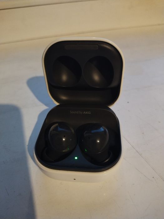 Samsung Galaxy buds 2