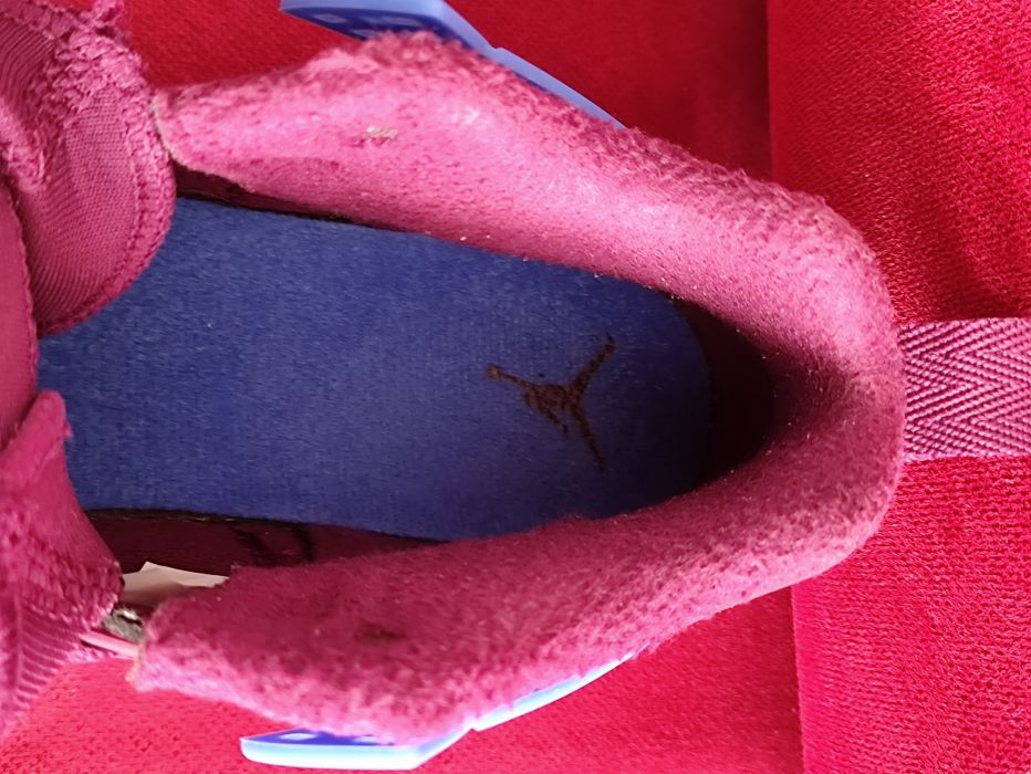 De vînzare Nike Air JORDAN 4