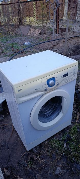 Продам стиральную машину