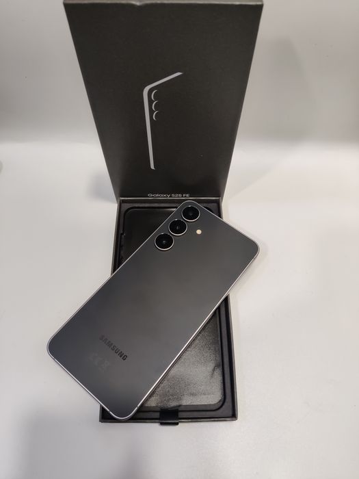 Hope Amanet P8 Samsung S25 FE 128GB 8 GB RAM Fullbox Liber ! Garanție !