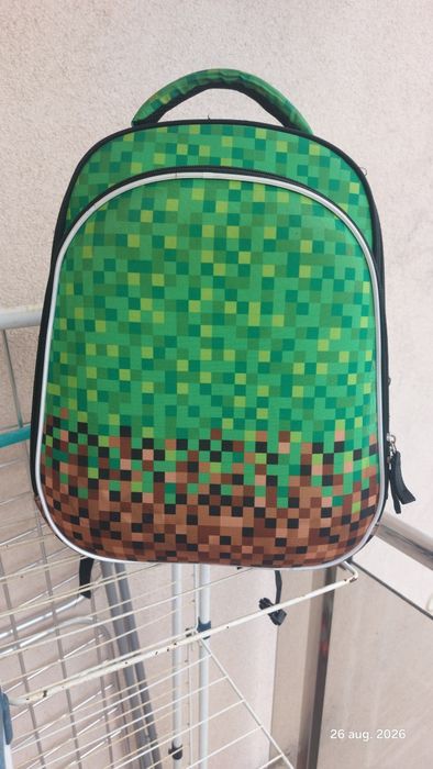 Ghiozdan Minecraft pentru pasionați