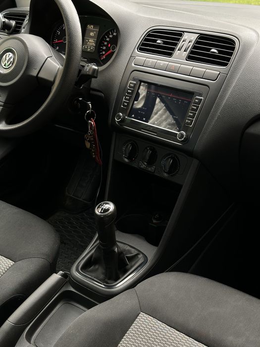 VW Polo 2010 | 1.4 Benzină | Distribuție Recentă | 2 Seturi Roți