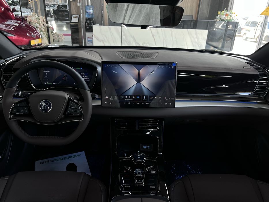 Byd Han 605 km 1 yil garantiya