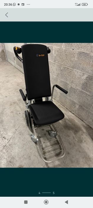 Scaun pentru urcat scări