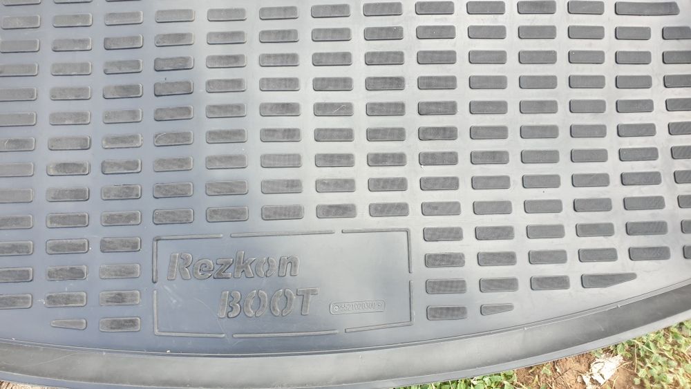 Резиновые коврики на KIA Rio