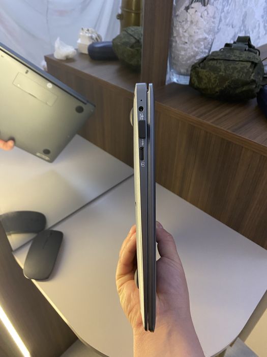 Ноутбук intel inside