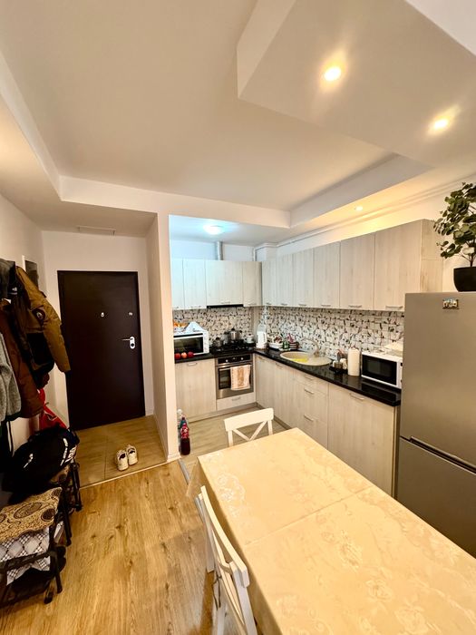 Apartament 2 camere Cosmopolis cu vedere la Piscina