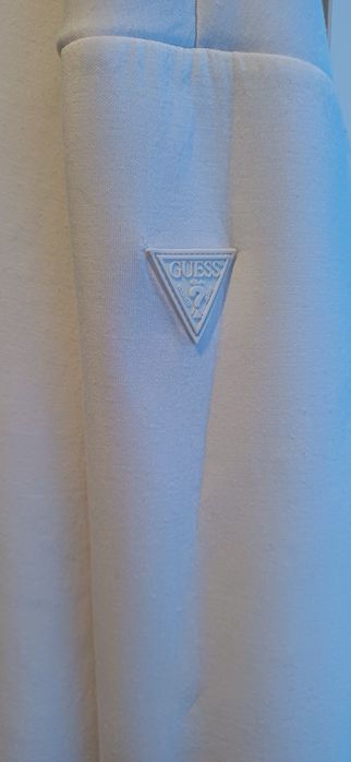 Дамски суичър Guess  бял