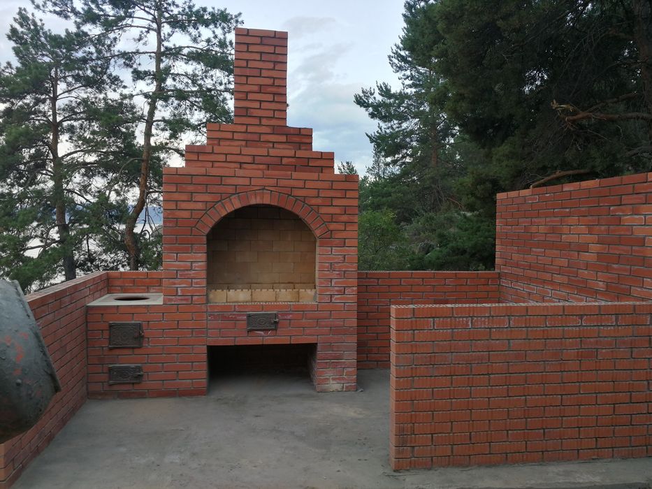 Услуги каменщика! Барбекю, мангальные зоны, беседки. Камины для дома ...