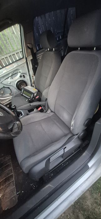 Dezmembrez golf 5