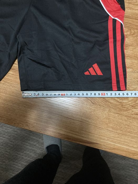 Мъжики оригинални шорти Adidas