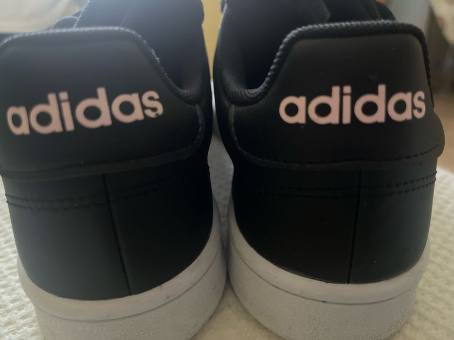 Маратонки adidas