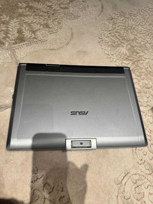 Продаю ноутбук Asus