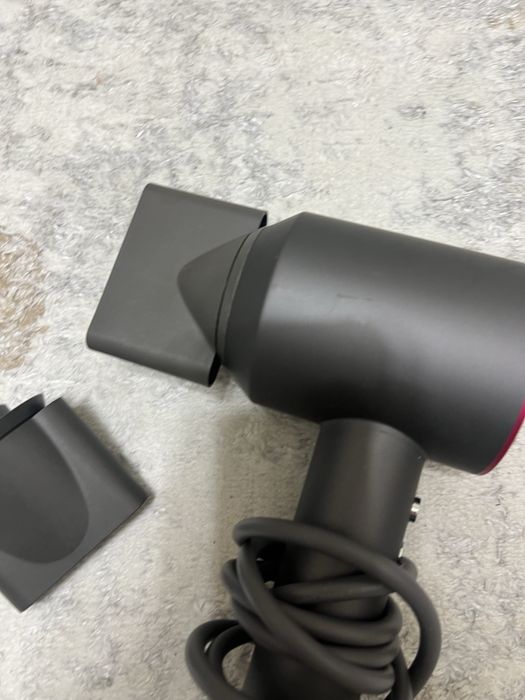 Фен дайсон мощный