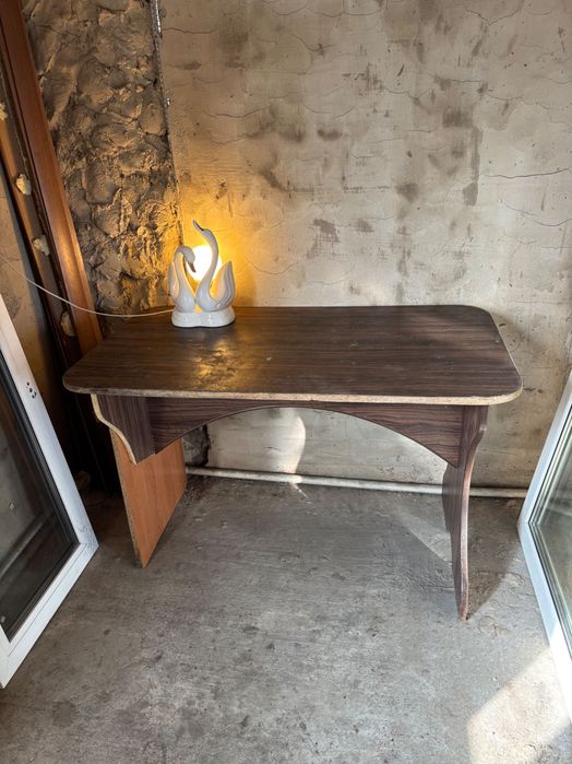 Стол кухонный...