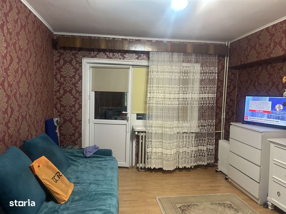 Apartament trei camere, decomandat, et. 1/4, Casa Științei-Supeco