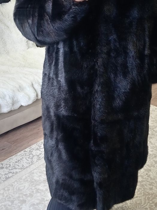 Продам норковую шубку
