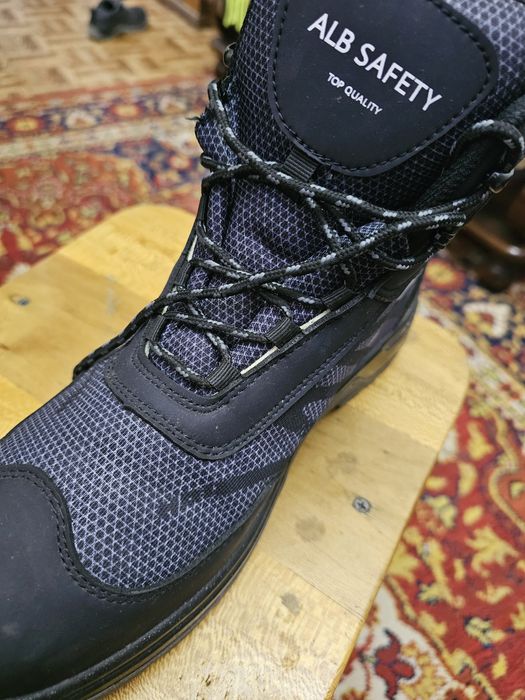 Спец.     Ботинки