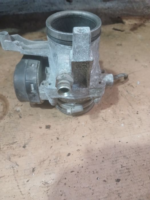 Дроссельная заслонка REXTON