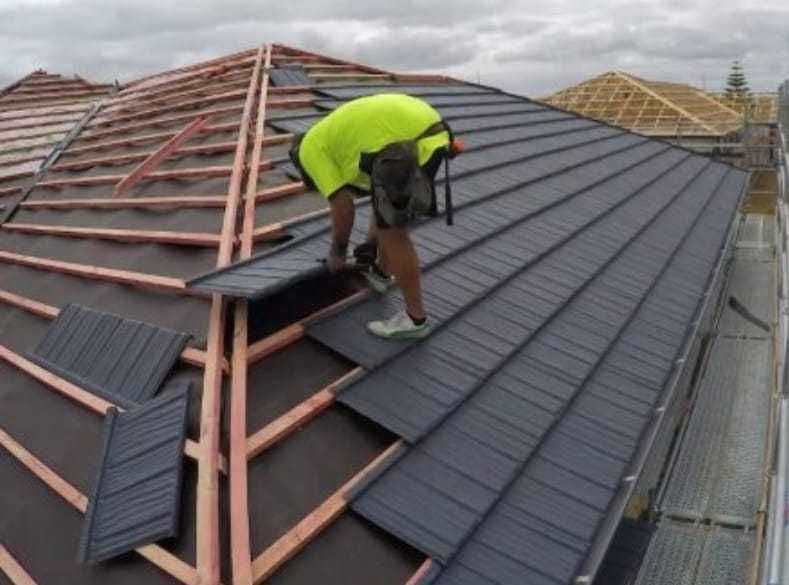 Montaj tigla metalica si acoperisuri pentru locuinte si cladiri