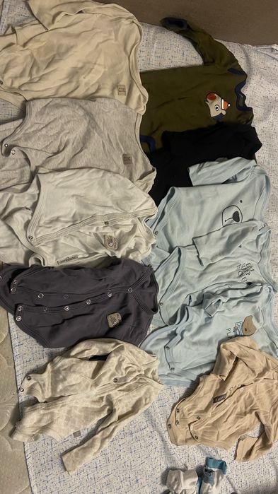 Продам детские вещи