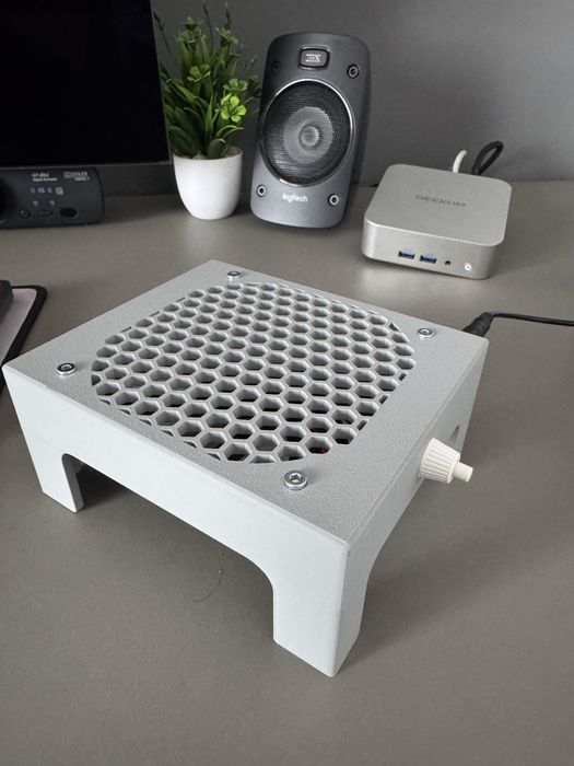 Stand de racire pt Mini Pc sau routere . etc