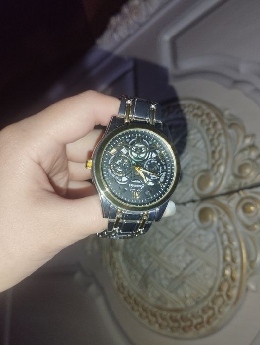 Кварцевые часы мужские