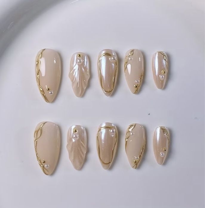 Елегантни изкуствени нокти с лепенки press on nails
