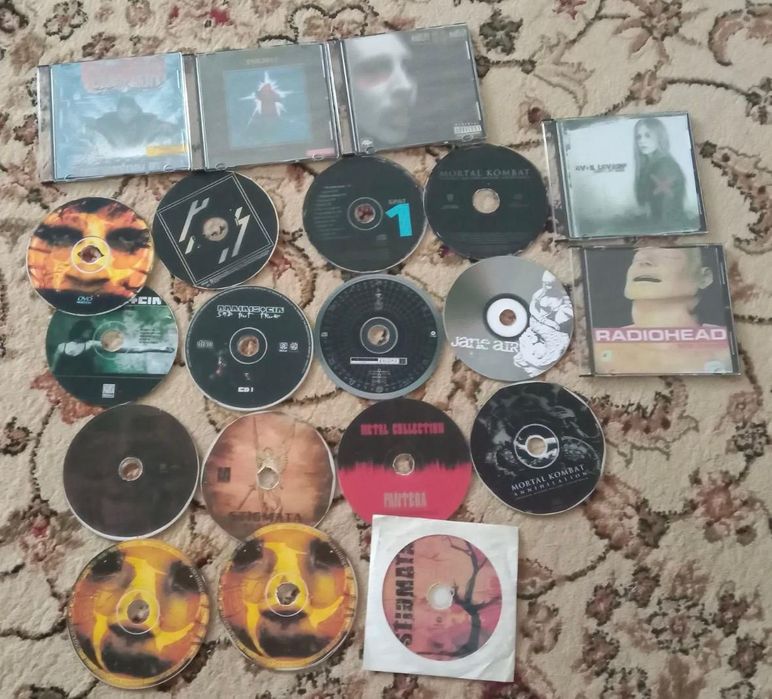 Продам CD Диски.