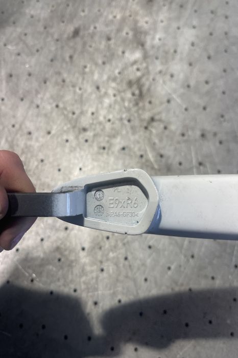 Maner deschidere din exterior usa fata dreapta E9XR6 BMW Seria 3 E90/