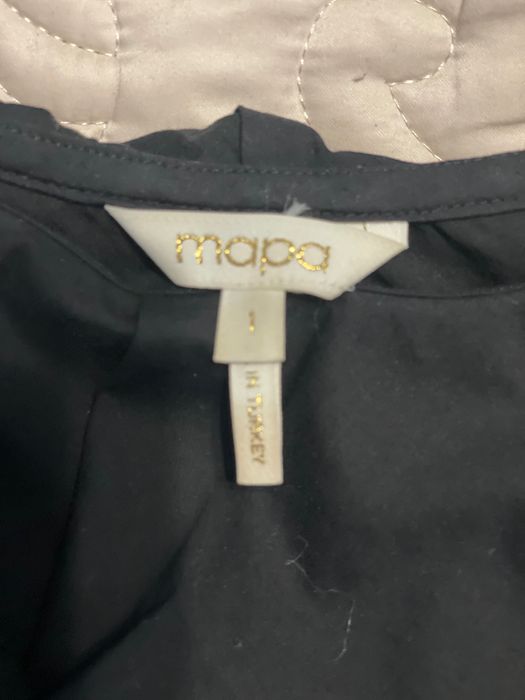 Платье черное с одним открытым плечом