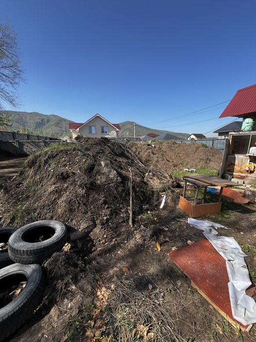 Грунт, земля.  Для подсыпки.