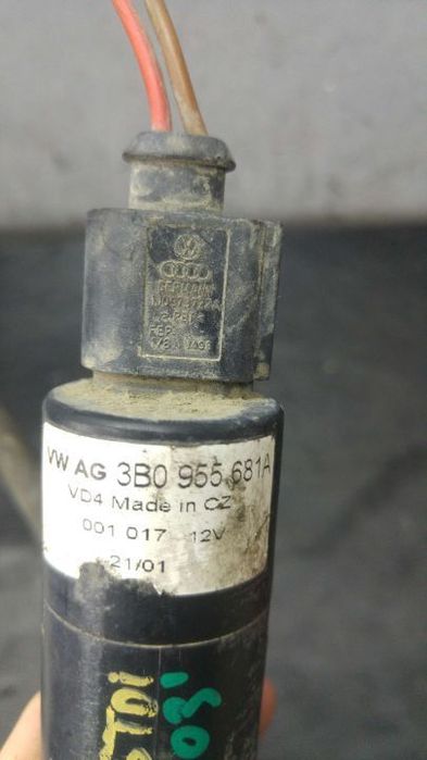 Pompa apa spalator parbriz audi a6 c5 4b2 3b0955681a