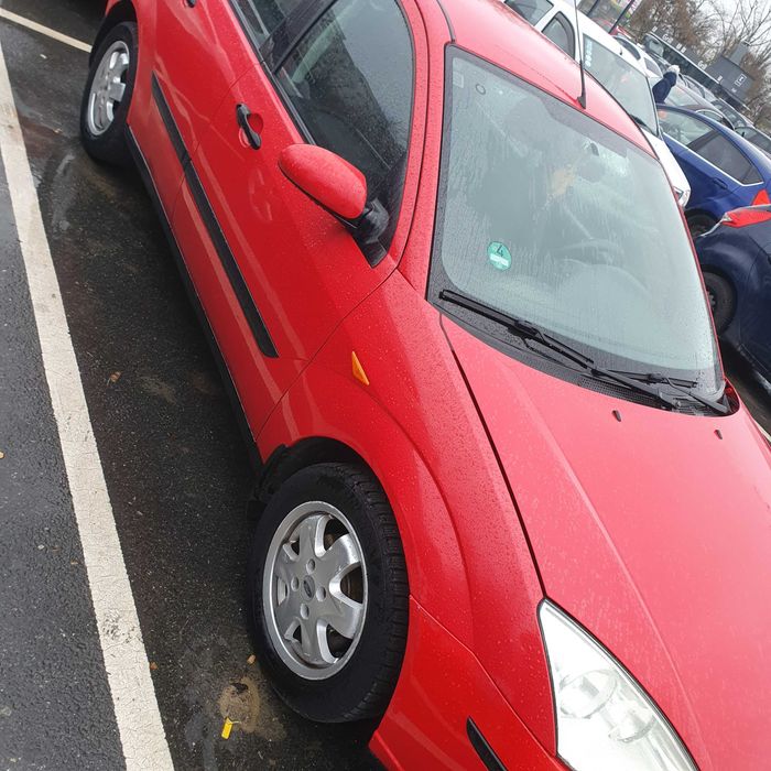 Vând Ford Focus 1