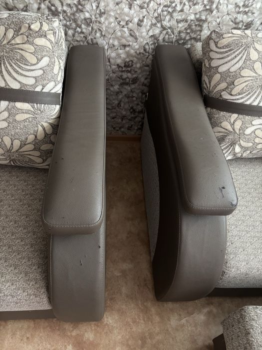 Комплект мягкой мебели