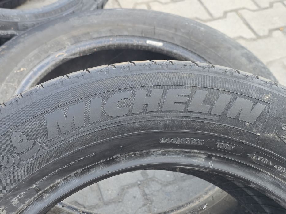 255 55 18 Michelin