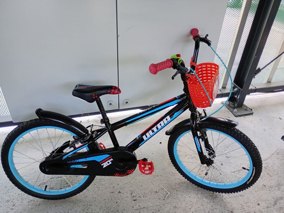 Bicicleta copii ULTRA 20 inch, stare foarte buna, cu cos si aripi