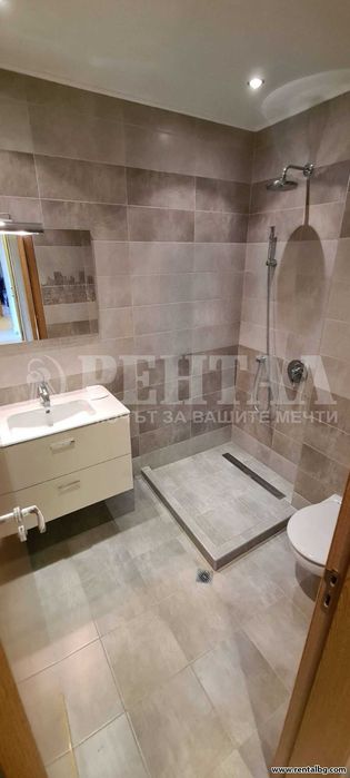 Дава се под наем Многостаен апартамент в Пловдив, Кършияка - 150 кв.м за 850 € - Снимка #13