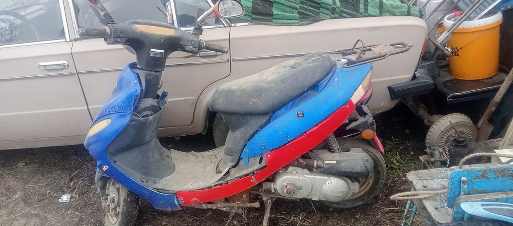 Скутер на запчасти