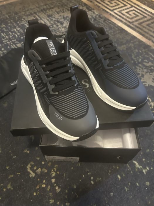 Boss обувь 40-43  кроссовки