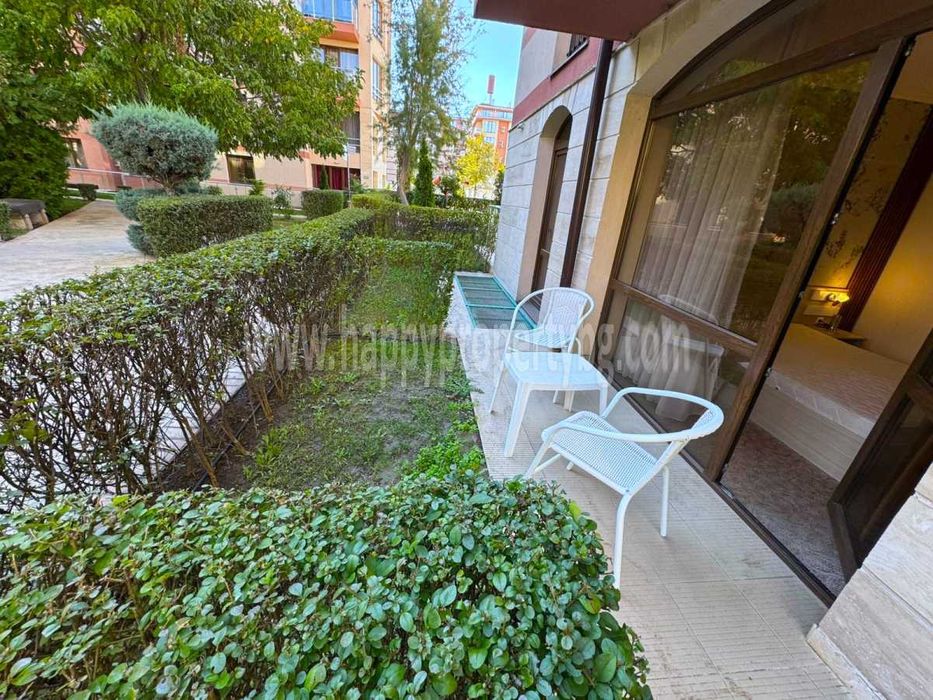 Продава се Двустаен апартамент в к.к. Слънчев бряг - 50 кв.м за 1338 €/кв.м - Снимка #4