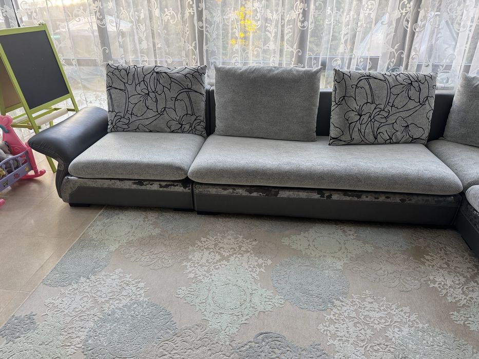 Диван (состоит из частей)