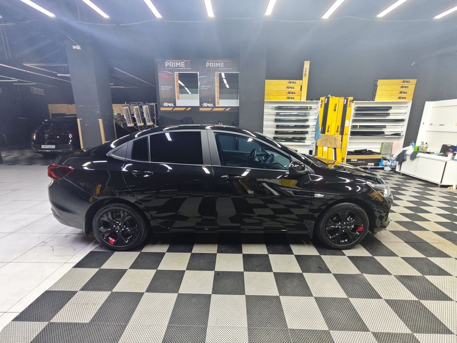 Chevrolet onix ltz sotiladi